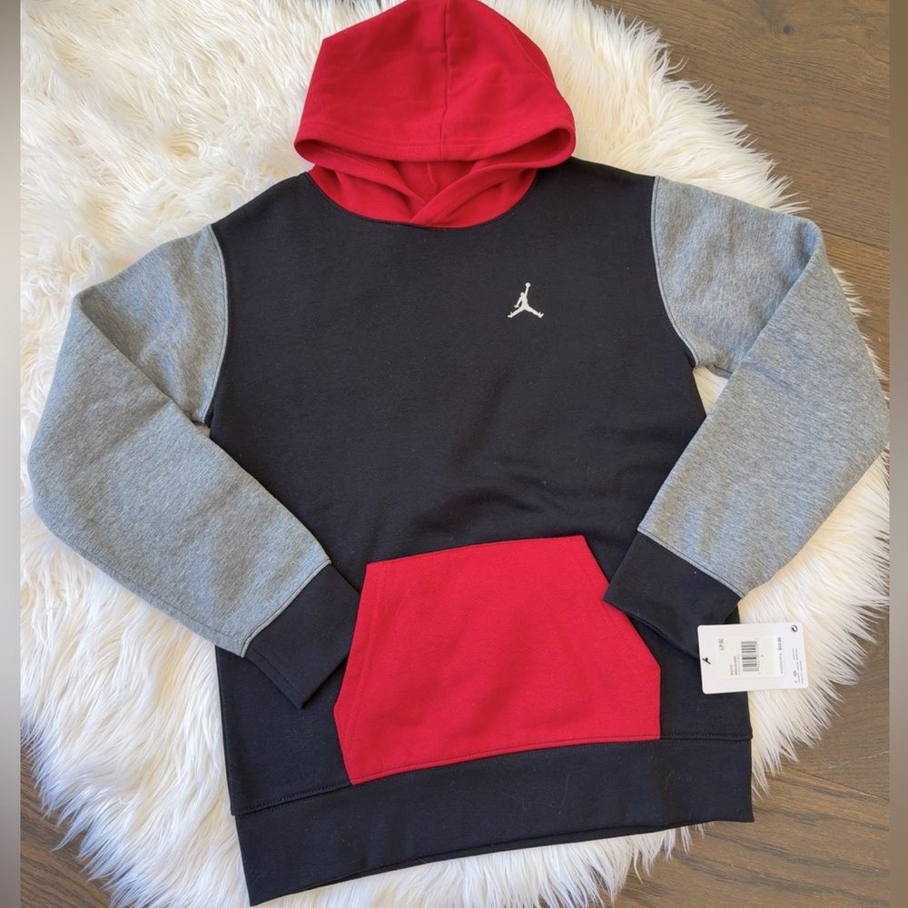 NWT JORDAN Boys MJ Brooklyn Hoodie in Multicolour Size Medium and Large